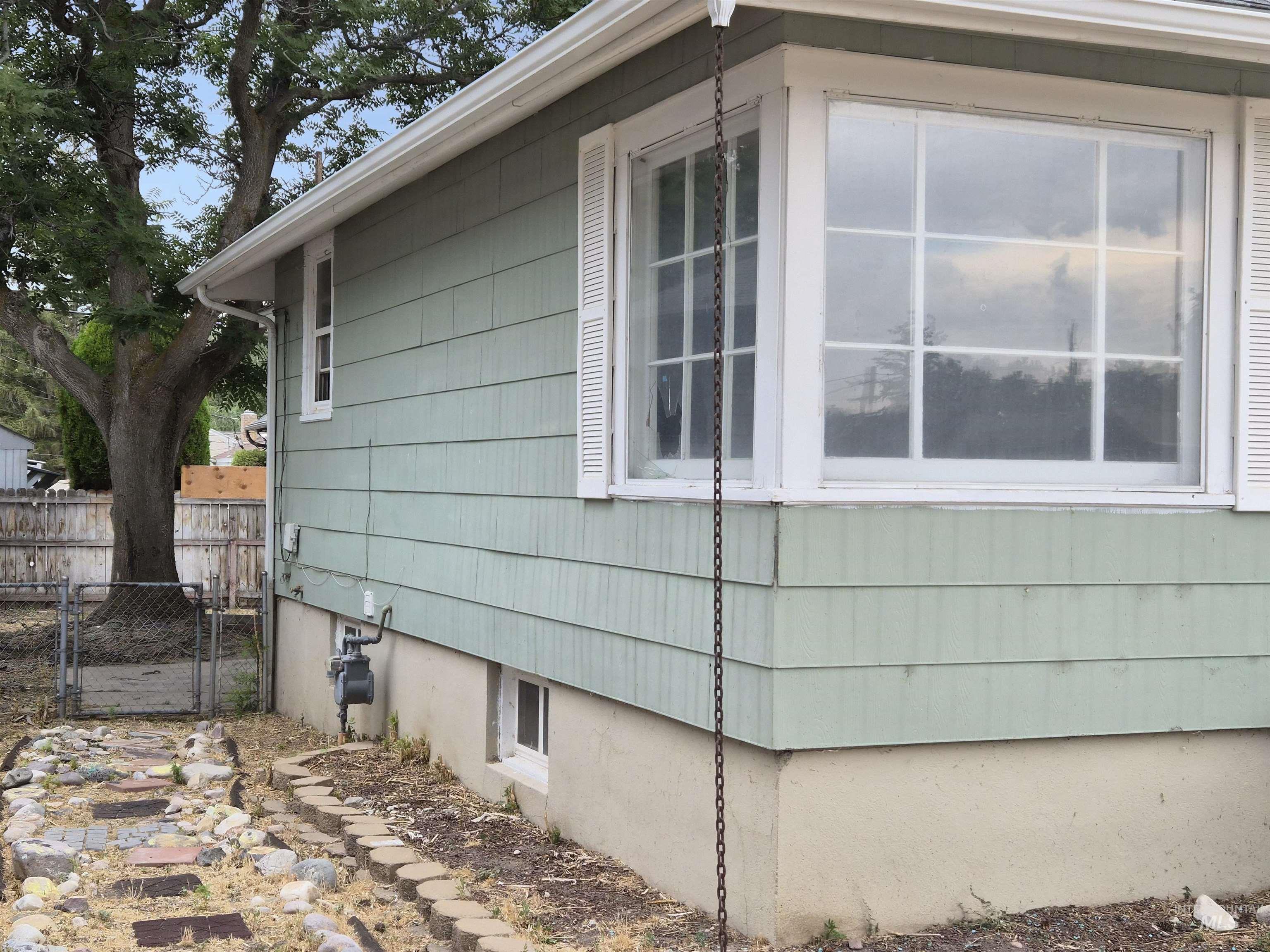 1147 N Hayes Property Photo 32