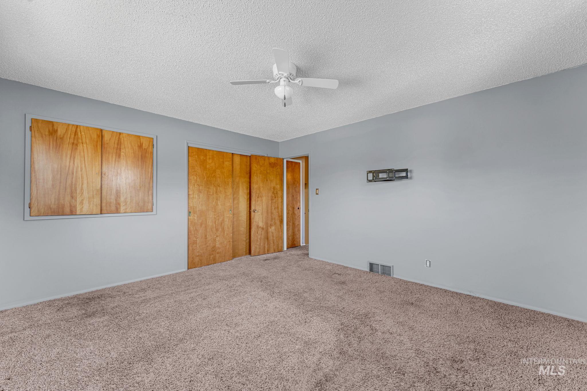 1520 Princeton Dr Property Photo 19