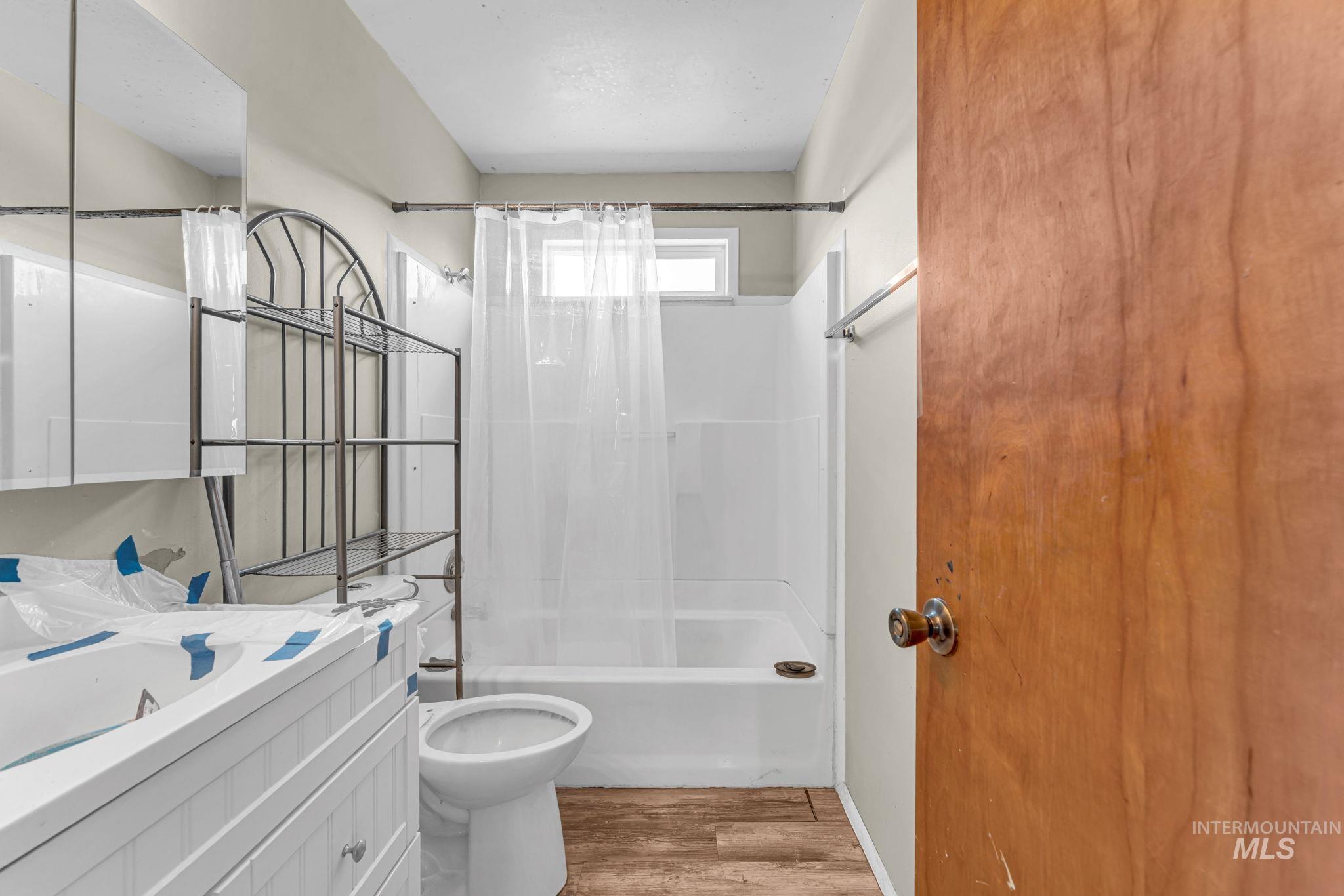 1520 Princeton Dr Property Photo 21
