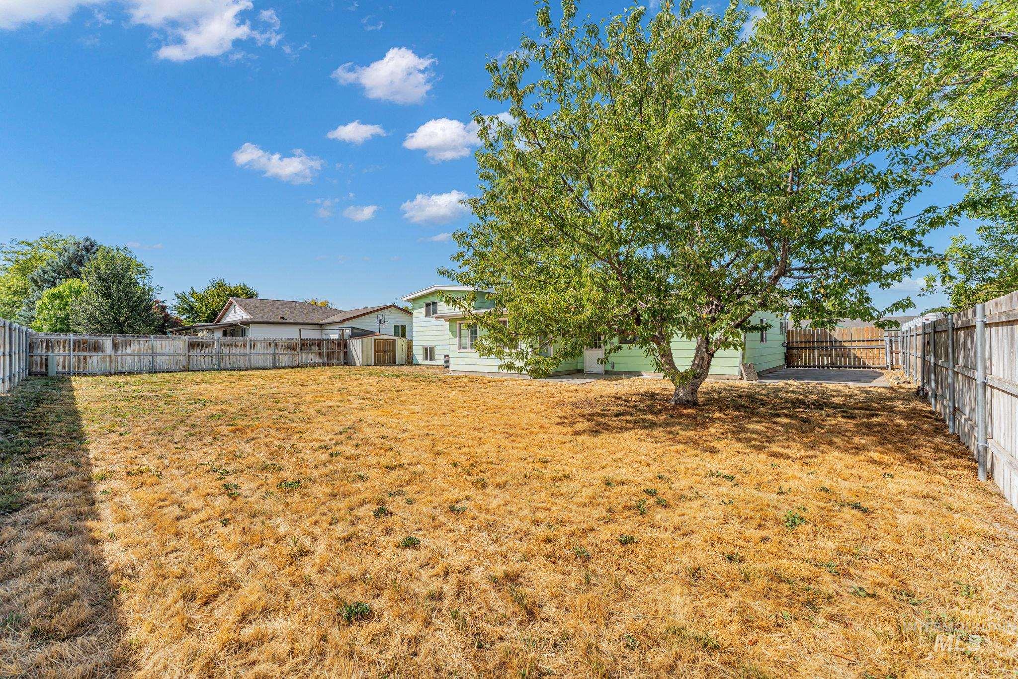 1520 Princeton Dr Property Photo 39
