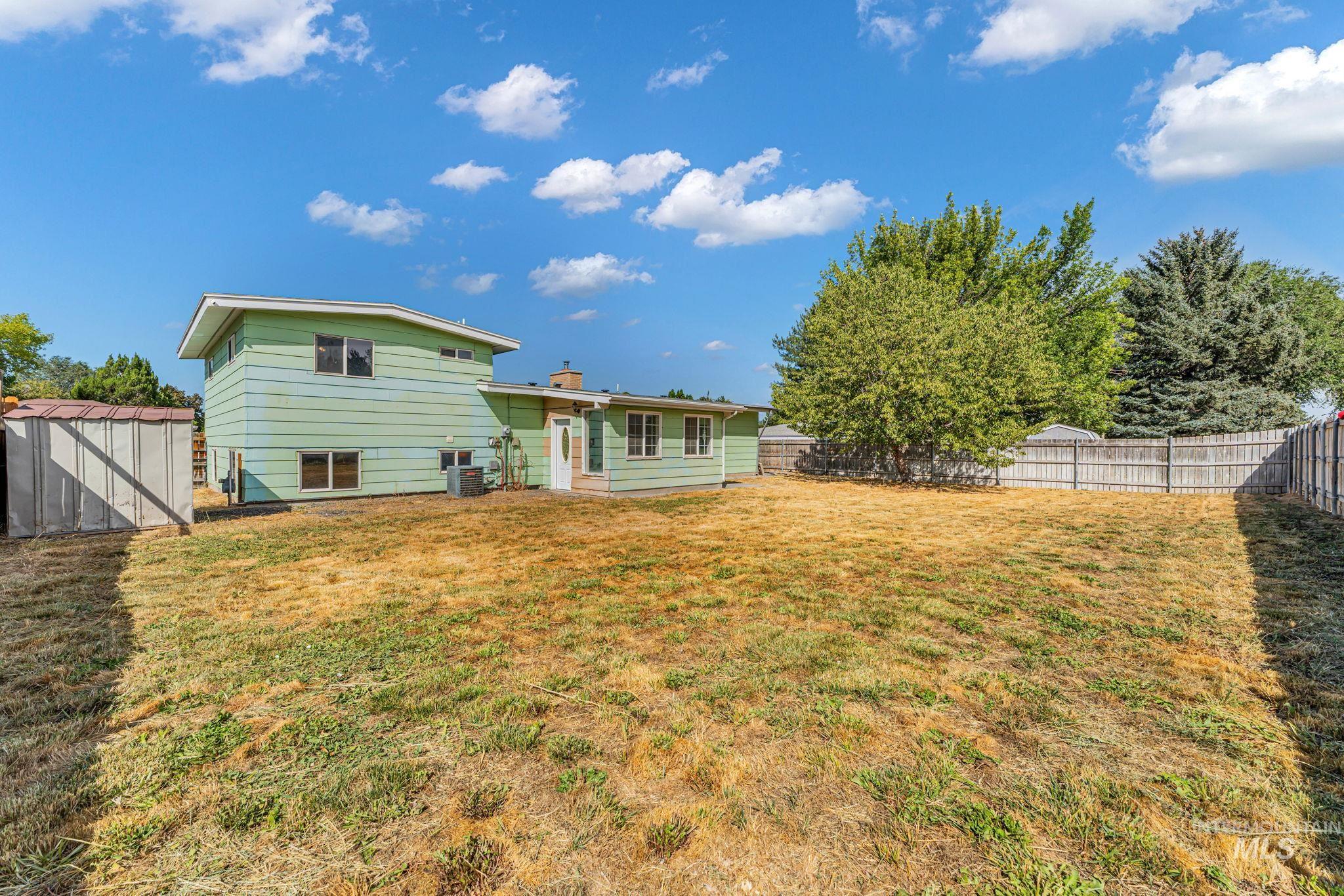 1520 Princeton Dr Property Photo 40