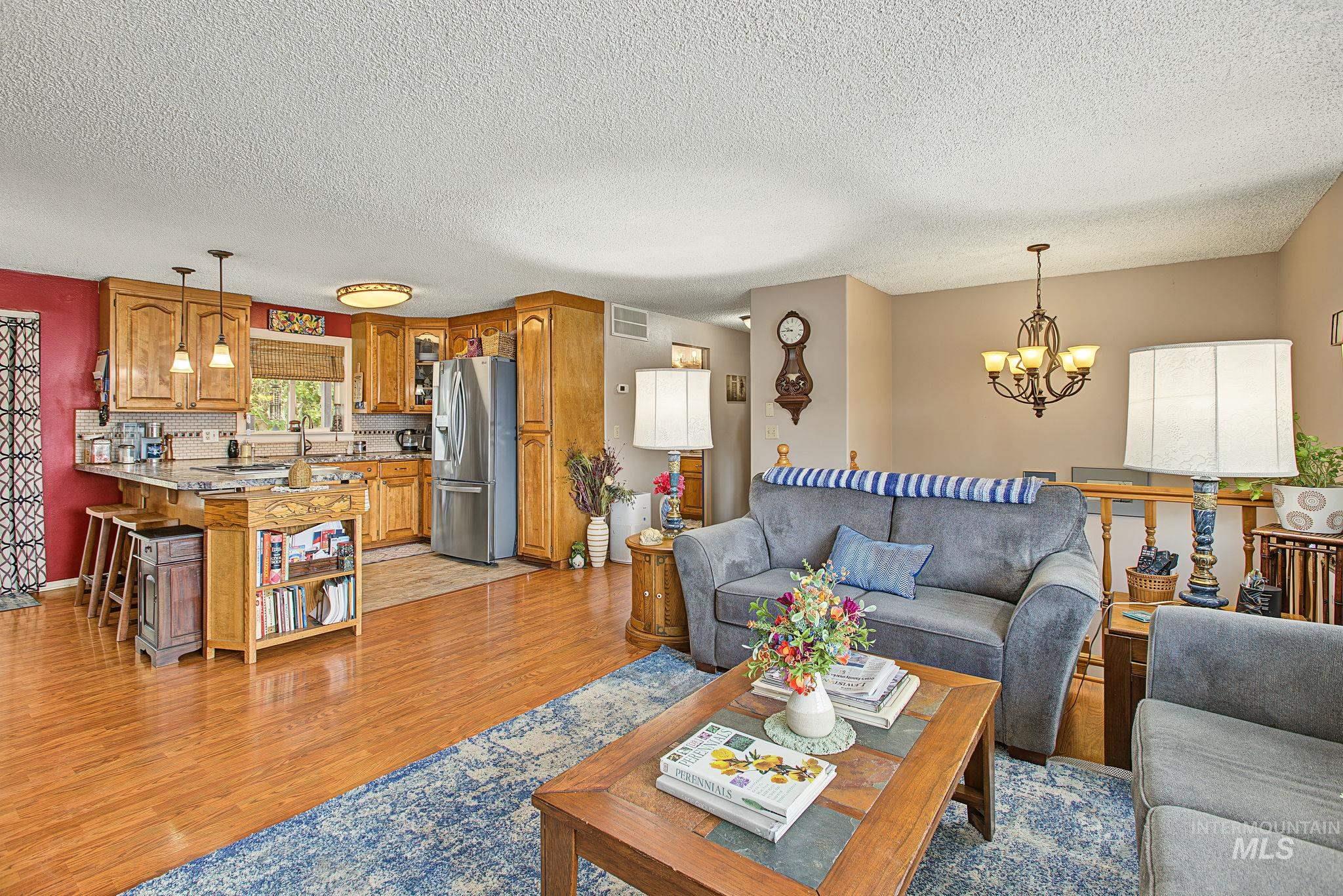 1114 Alder Drive Property Photo 7