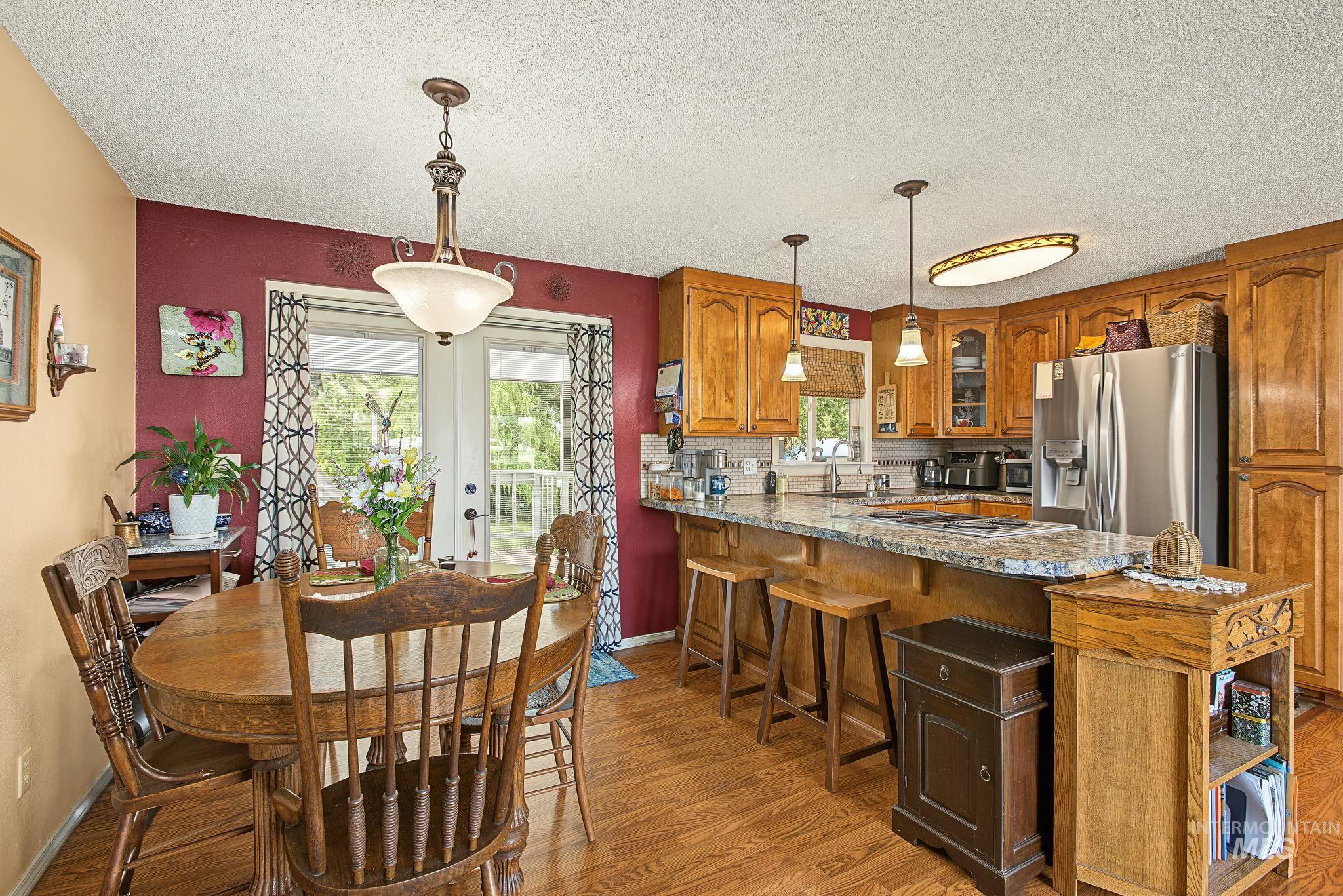 1114 Alder Drive Property Photo 8