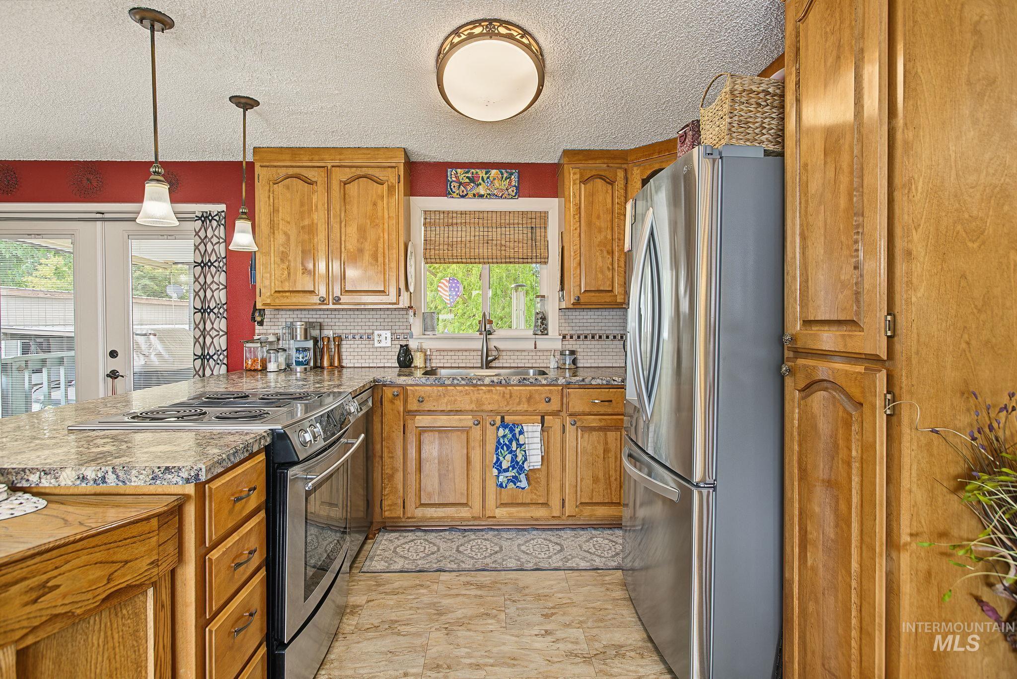 1114 Alder Drive Property Photo 10