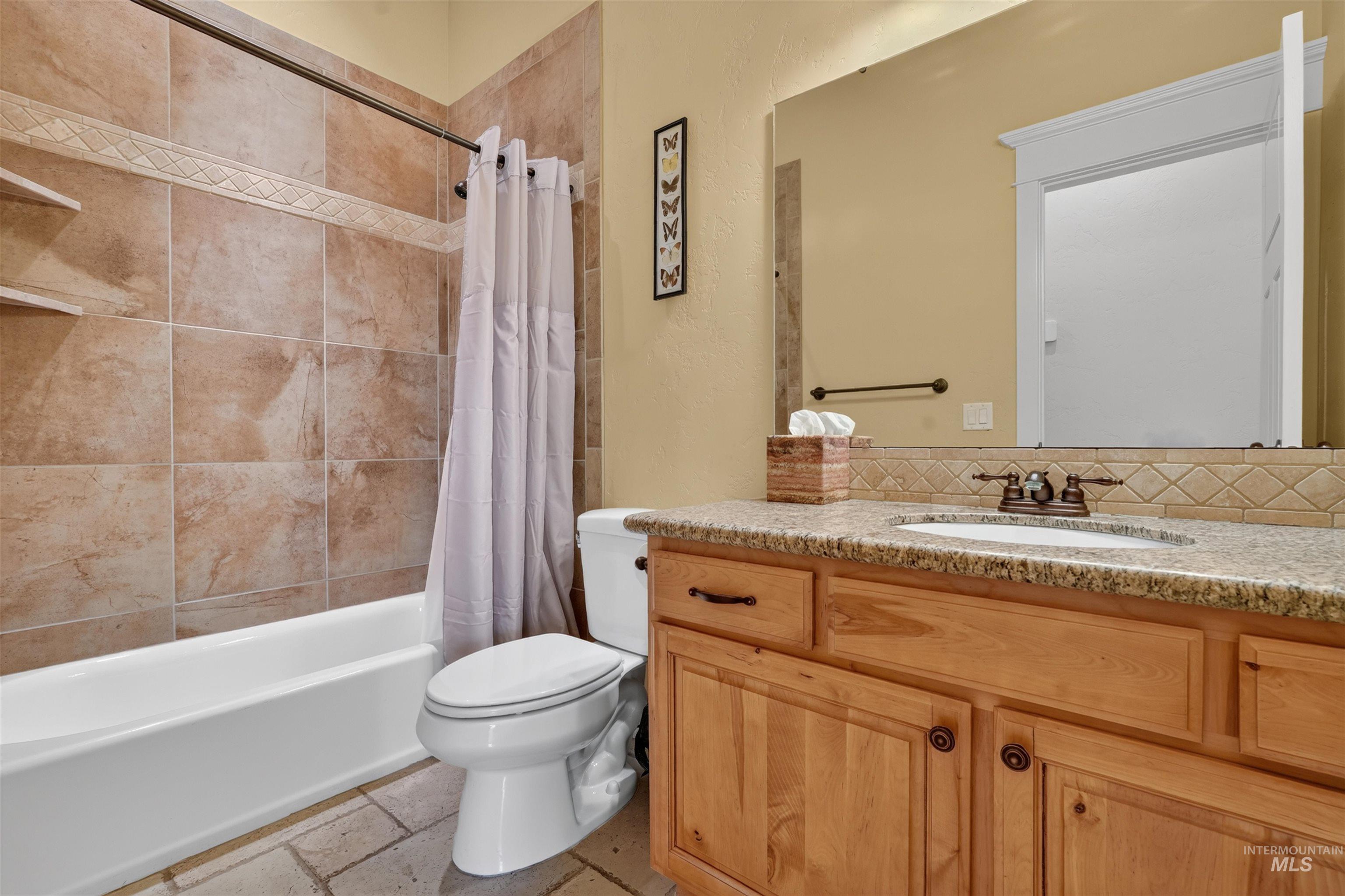1408 Stoneridge Drive Property Photo 18