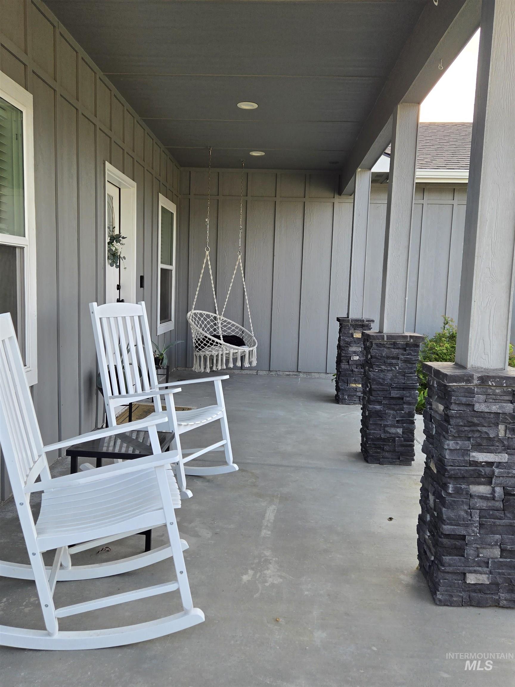 1470 Barbarossa Pl Property Photo 6