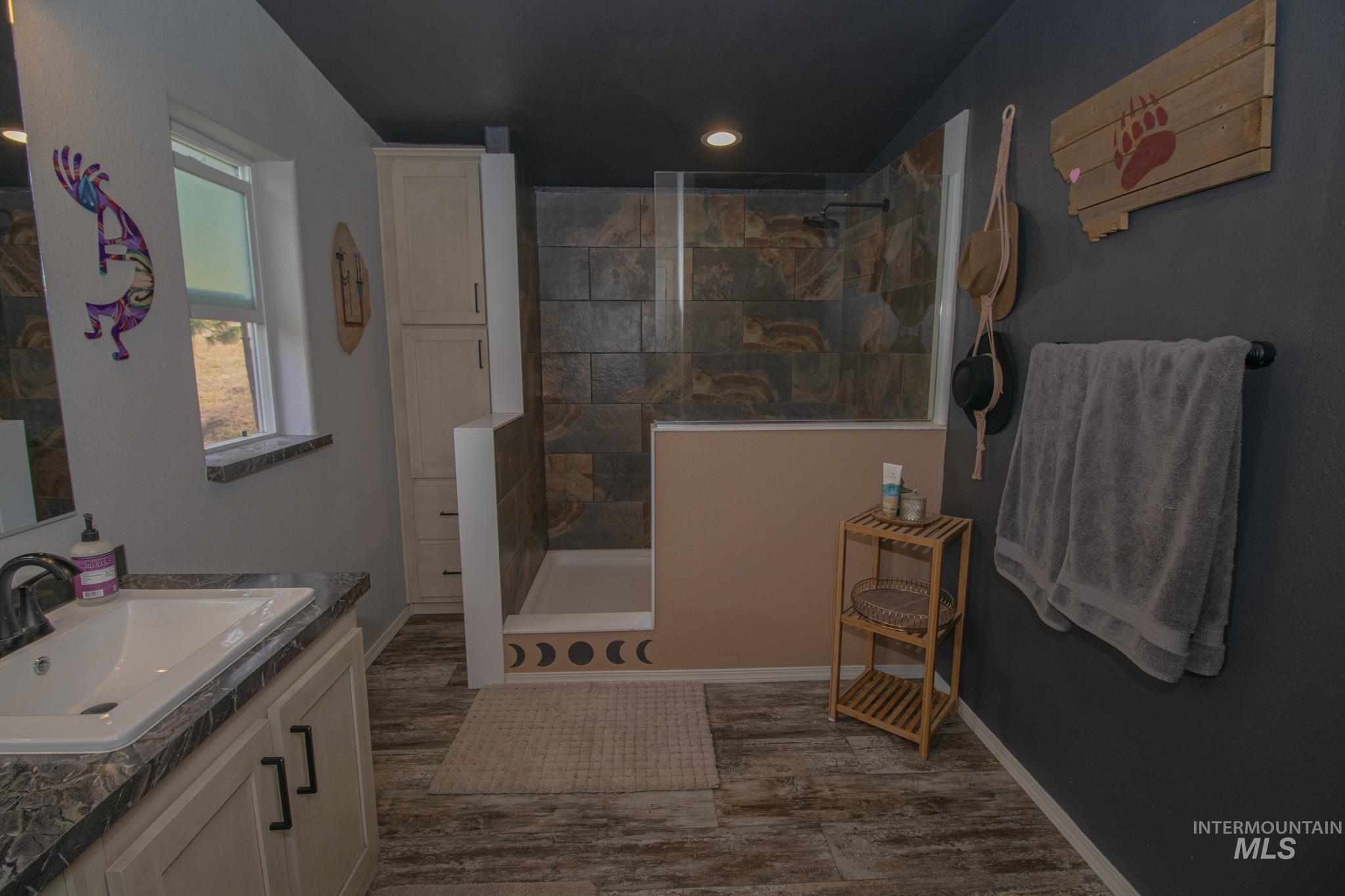 5190 Lakeview Rd Property Photo 27