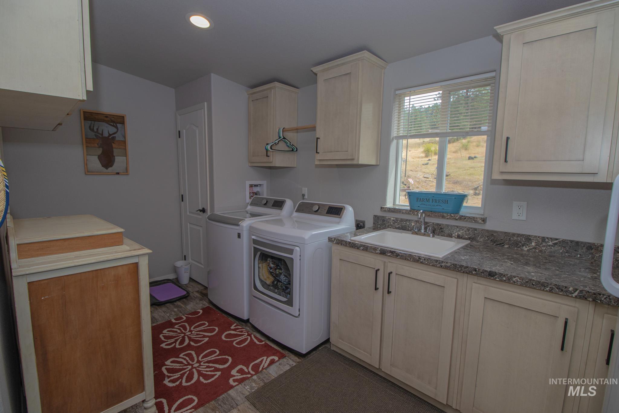 5190 Lakeview Rd Property Photo 35