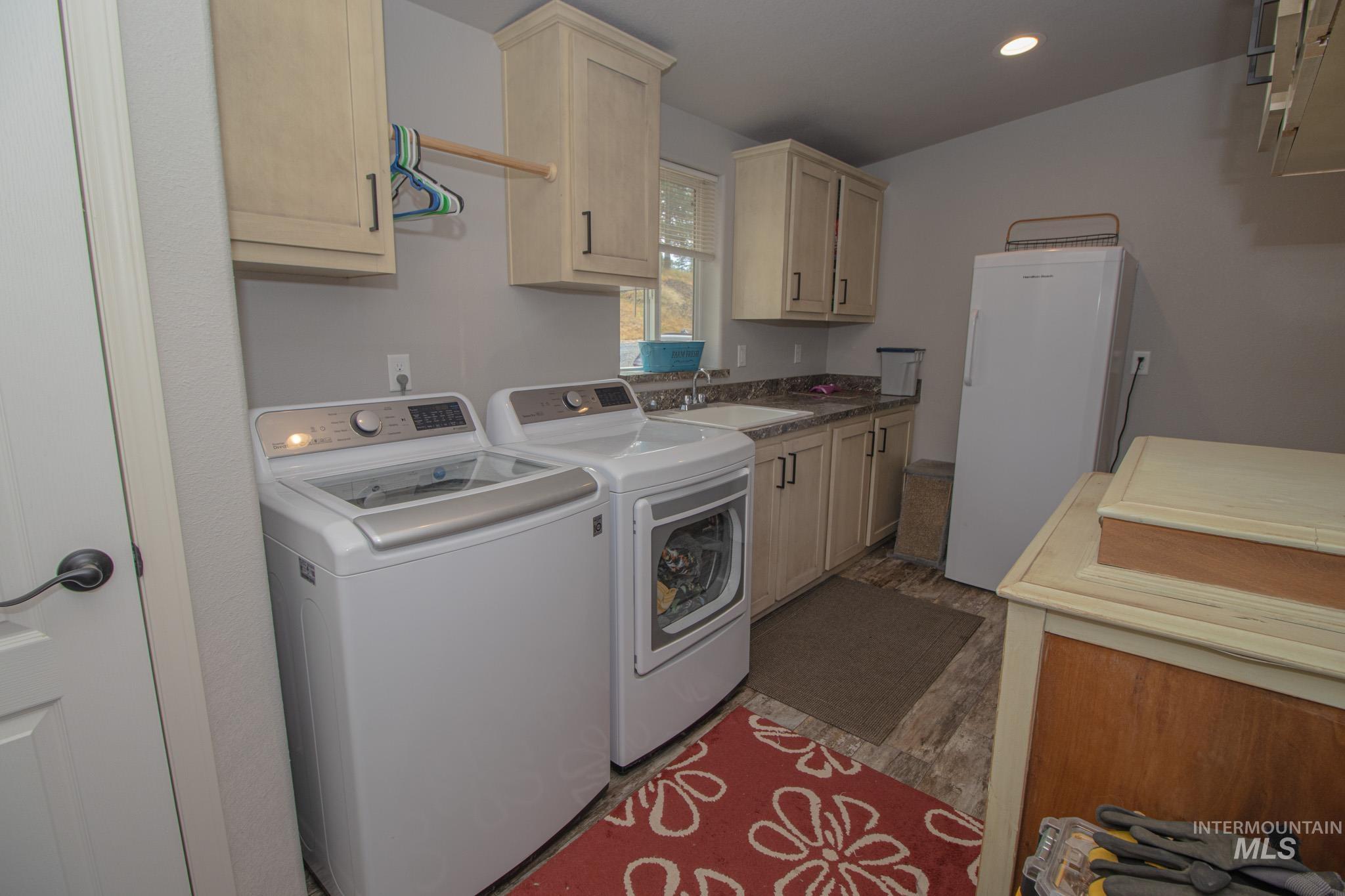 5190 Lakeview Rd Property Photo 36