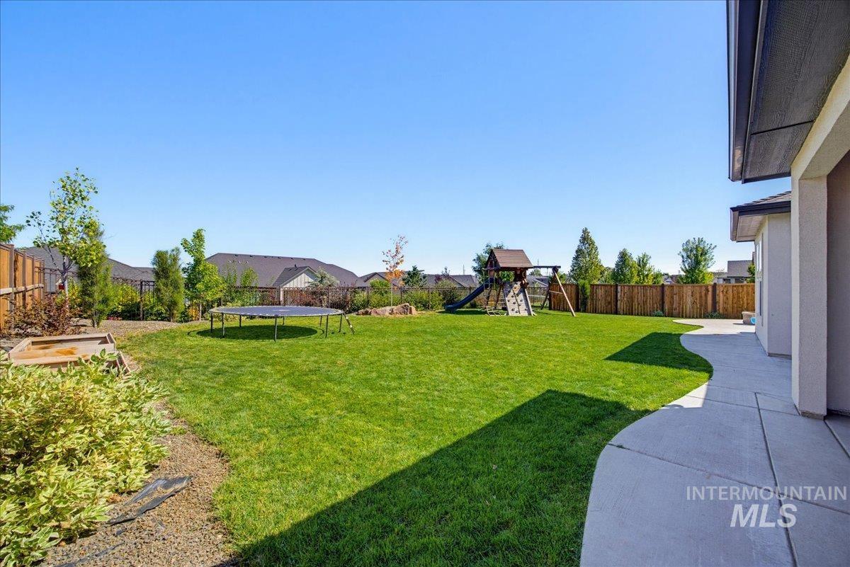 1294 W Tenzing Ct Property Photo 10