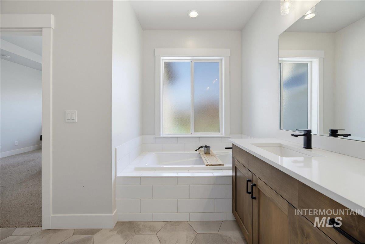 1294 W Tenzing Ct Property Photo 34