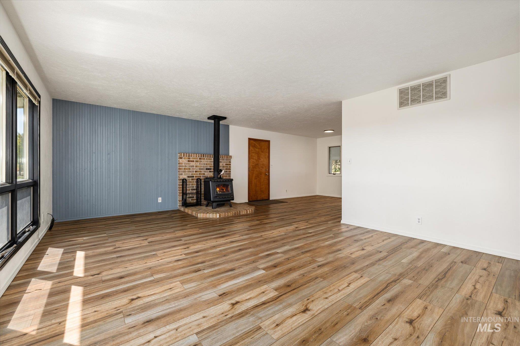 3733 Little Rock Rd Property Photo 6