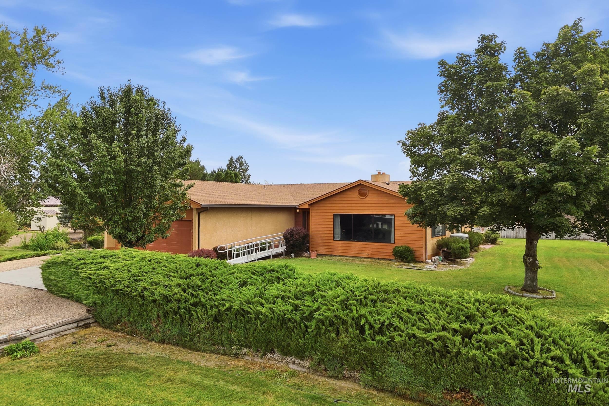 10146 Vistair Pl Property Photo 3