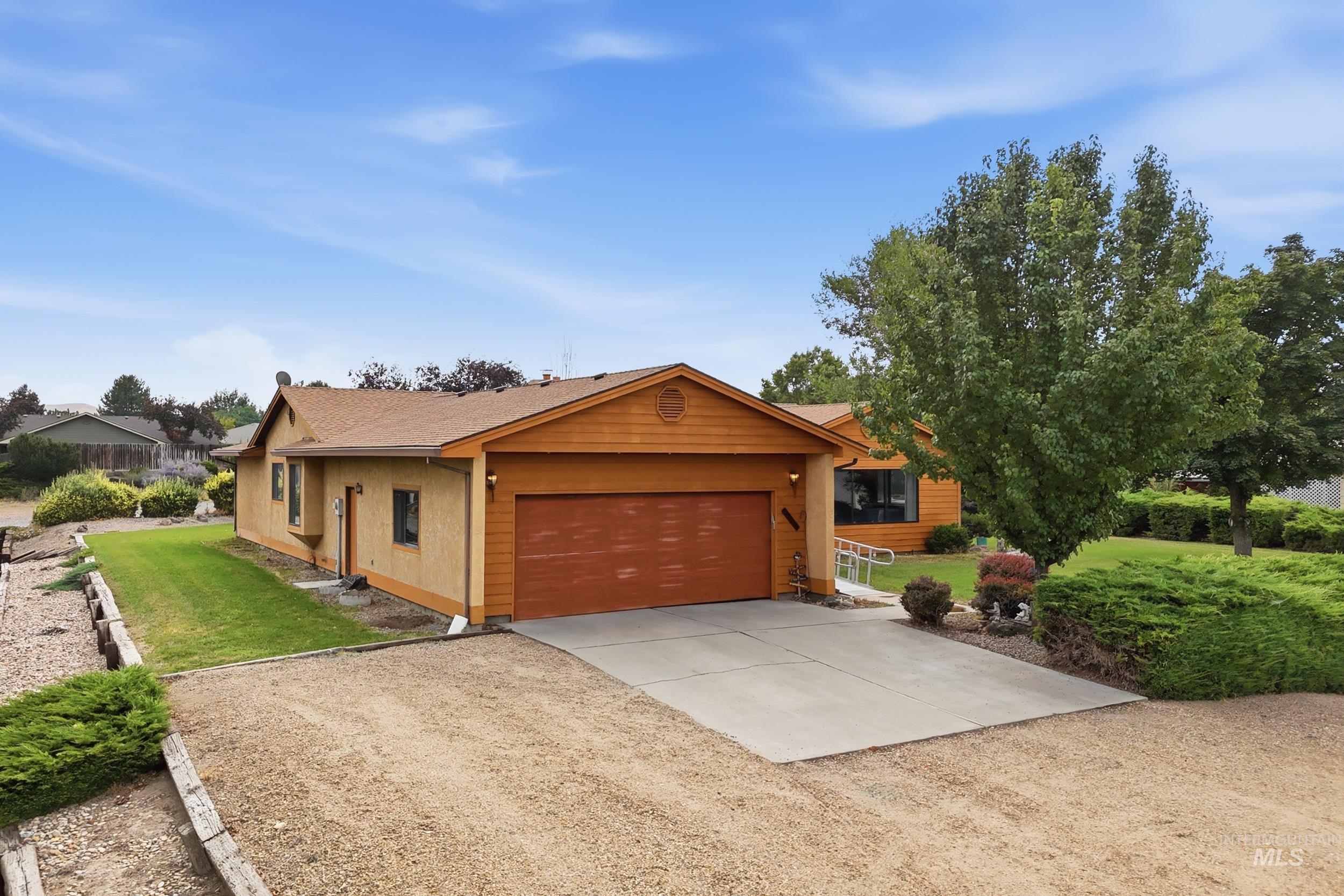 10146 Vistair Pl Property Photo 4