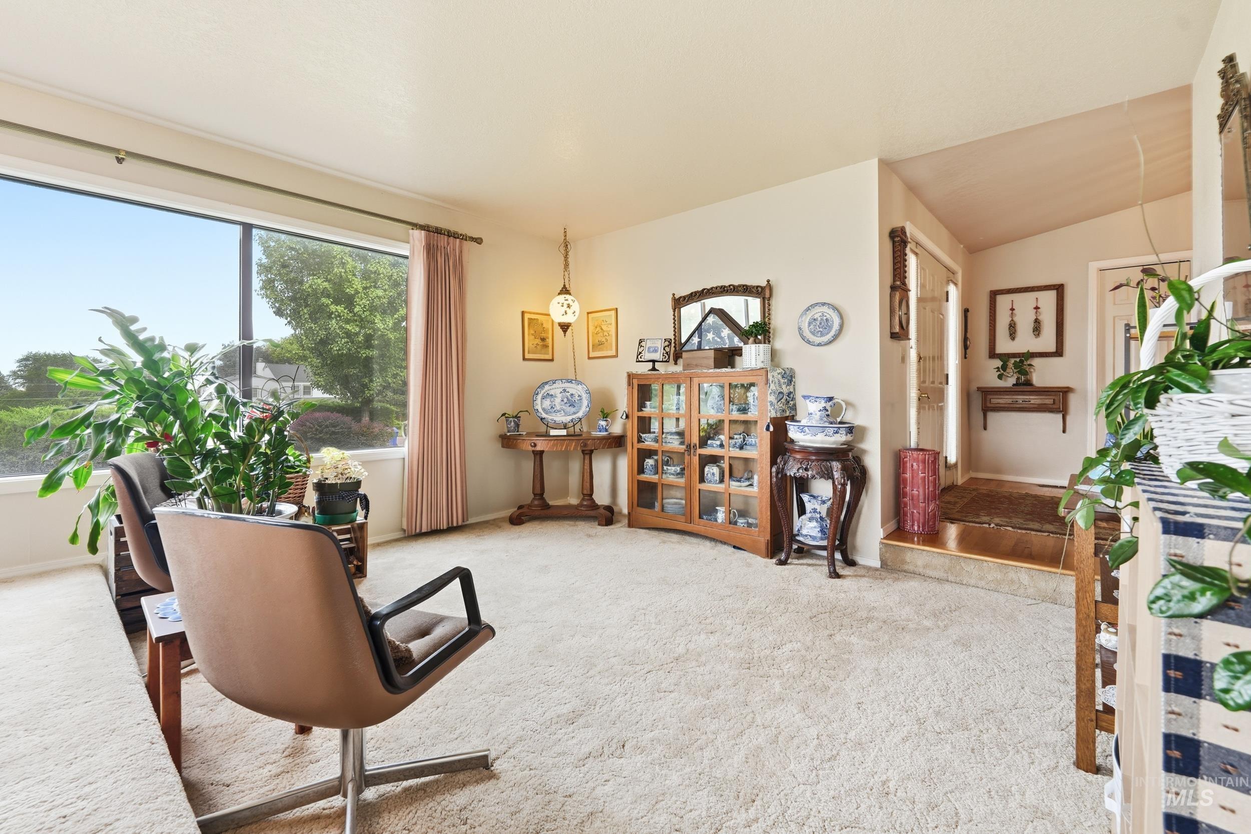 10146 Vistair Pl Property Photo 9