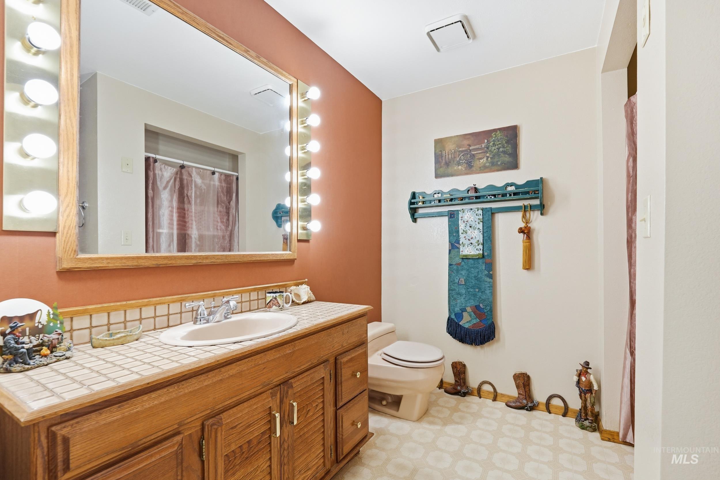 10146 Vistair Pl Property Photo 33
