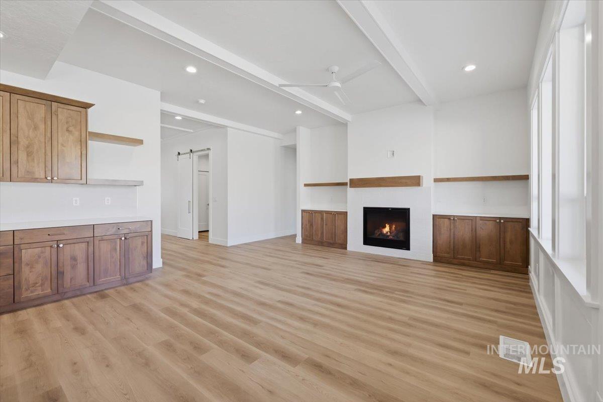 446 W Millstone St Property Photo 4