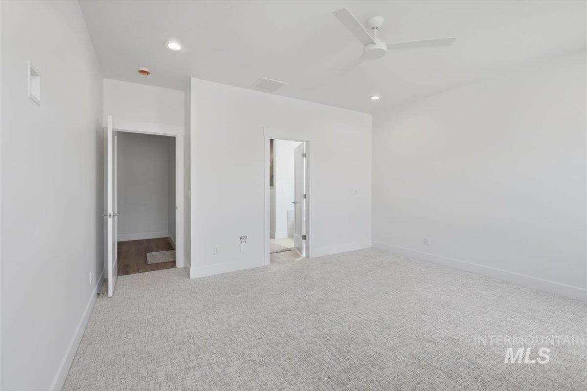446 W Millstone St Property Photo 16