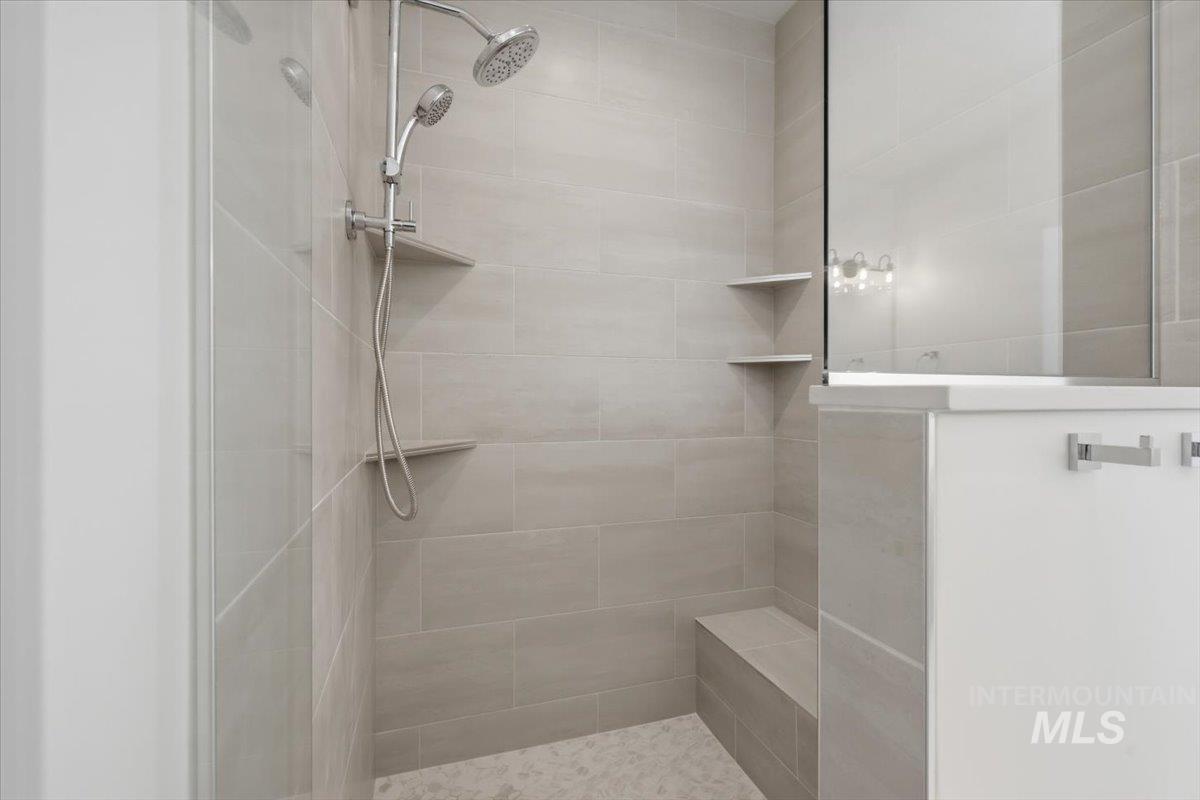 446 W Millstone St Property Photo 21