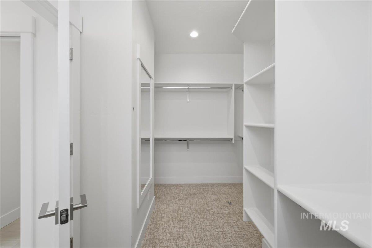 446 W Millstone St Property Photo 22