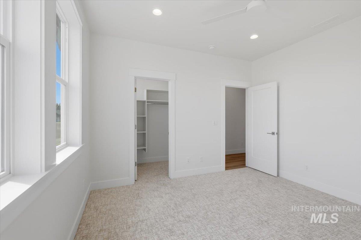 446 W Millstone St Property Photo 27
