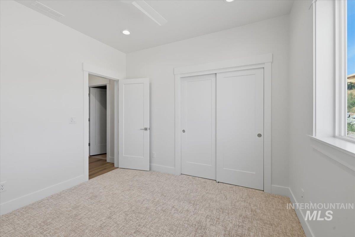 446 W Millstone St Property Photo 37