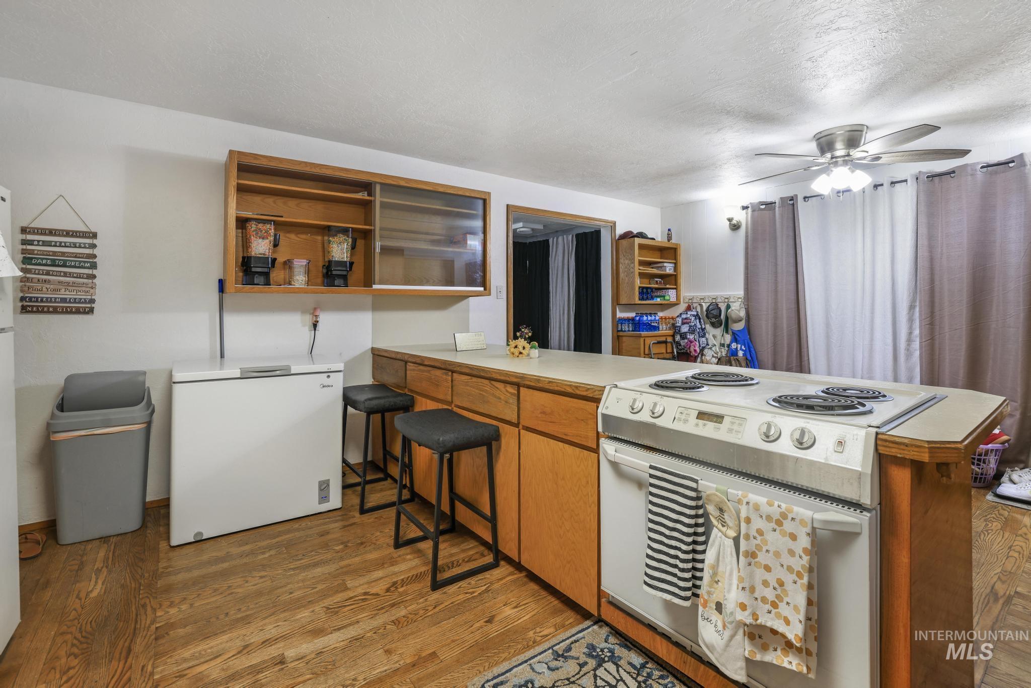 1755 2nd Ave E Property Photo 12