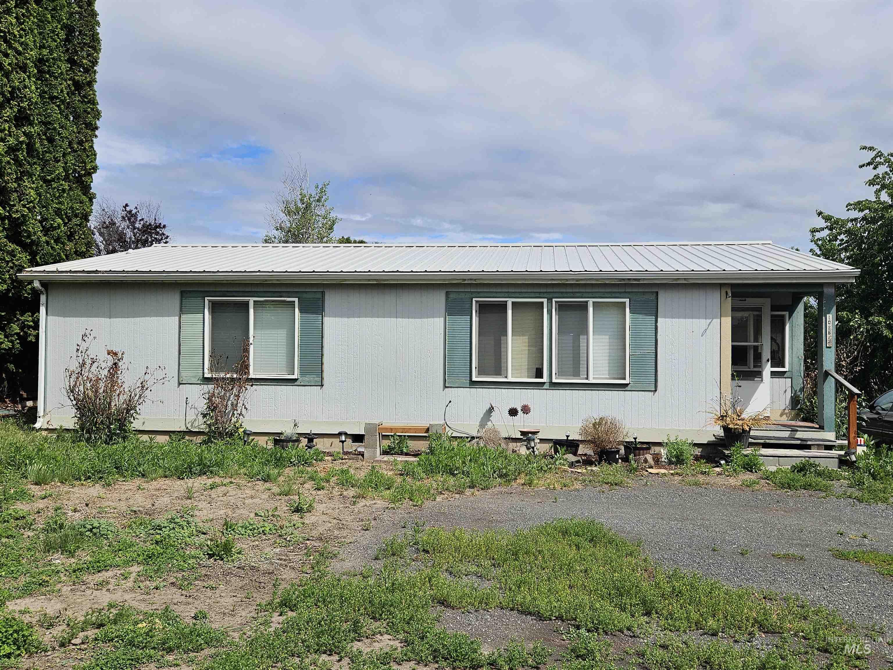 1407 & 1407 1/2 Burrell Ave Property Photo 22
