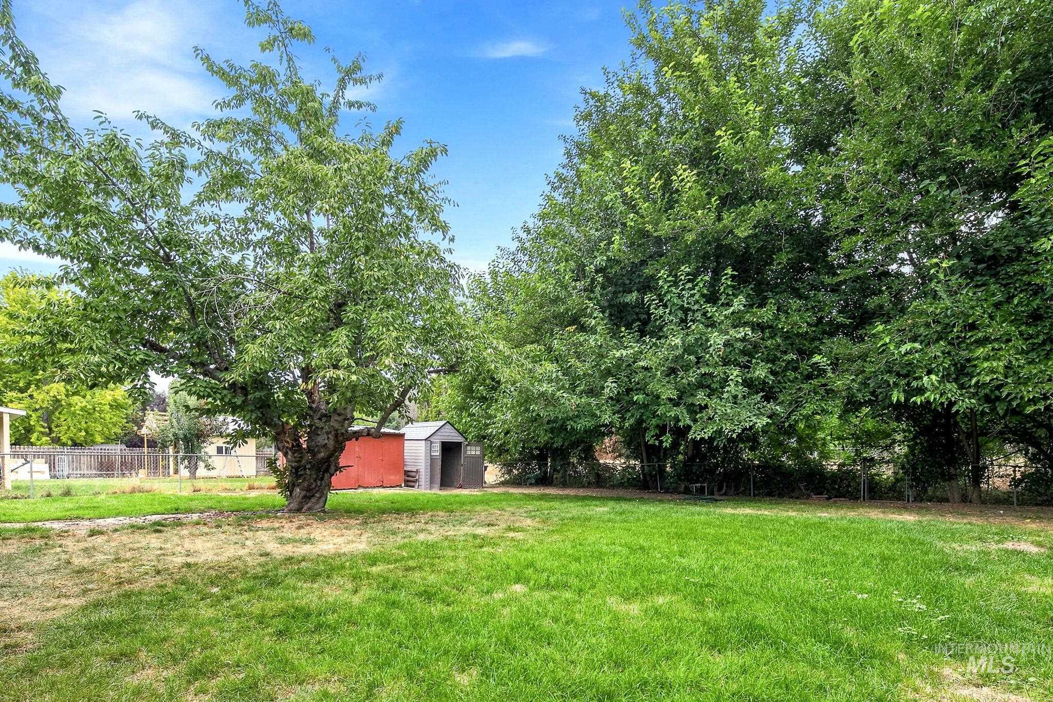 848 W Kinghorn Dr Property Photo 24
