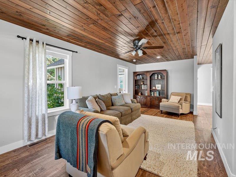 2651 Fruitvale Glendale Road Property Photo 4