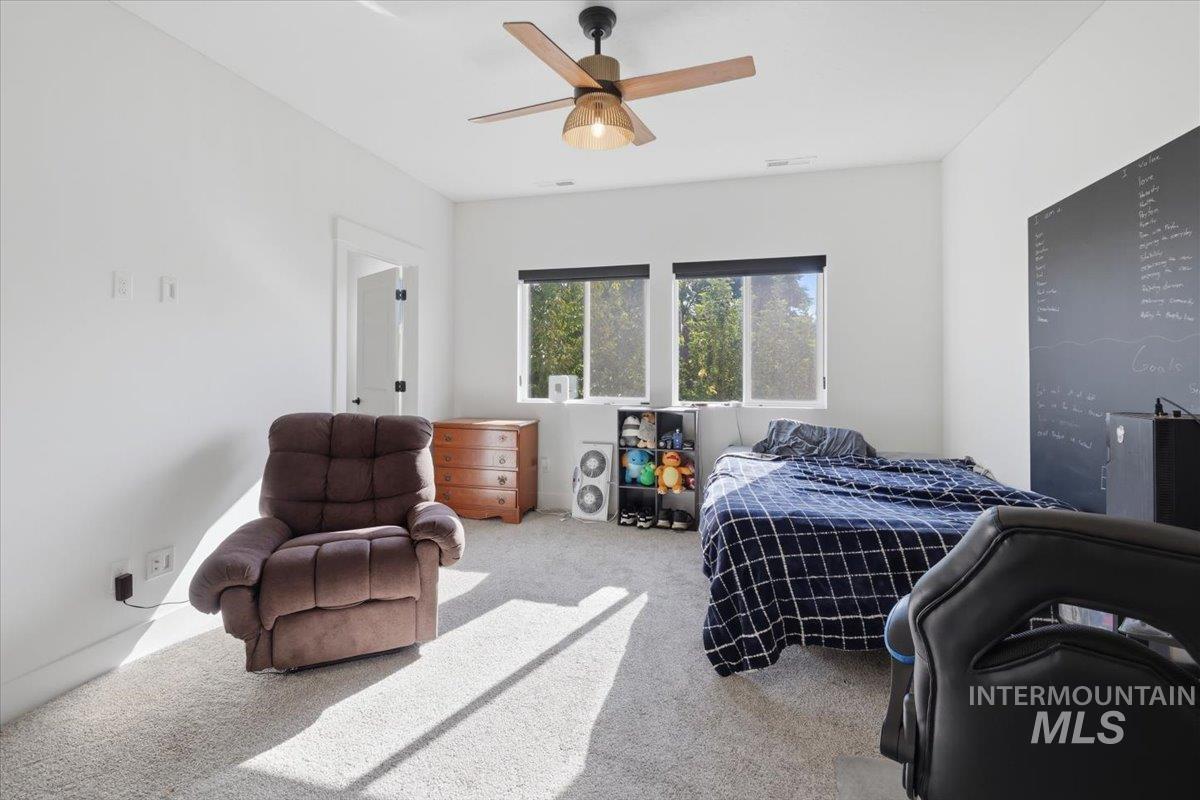 108 N Trifecta Lane Property Photo 20