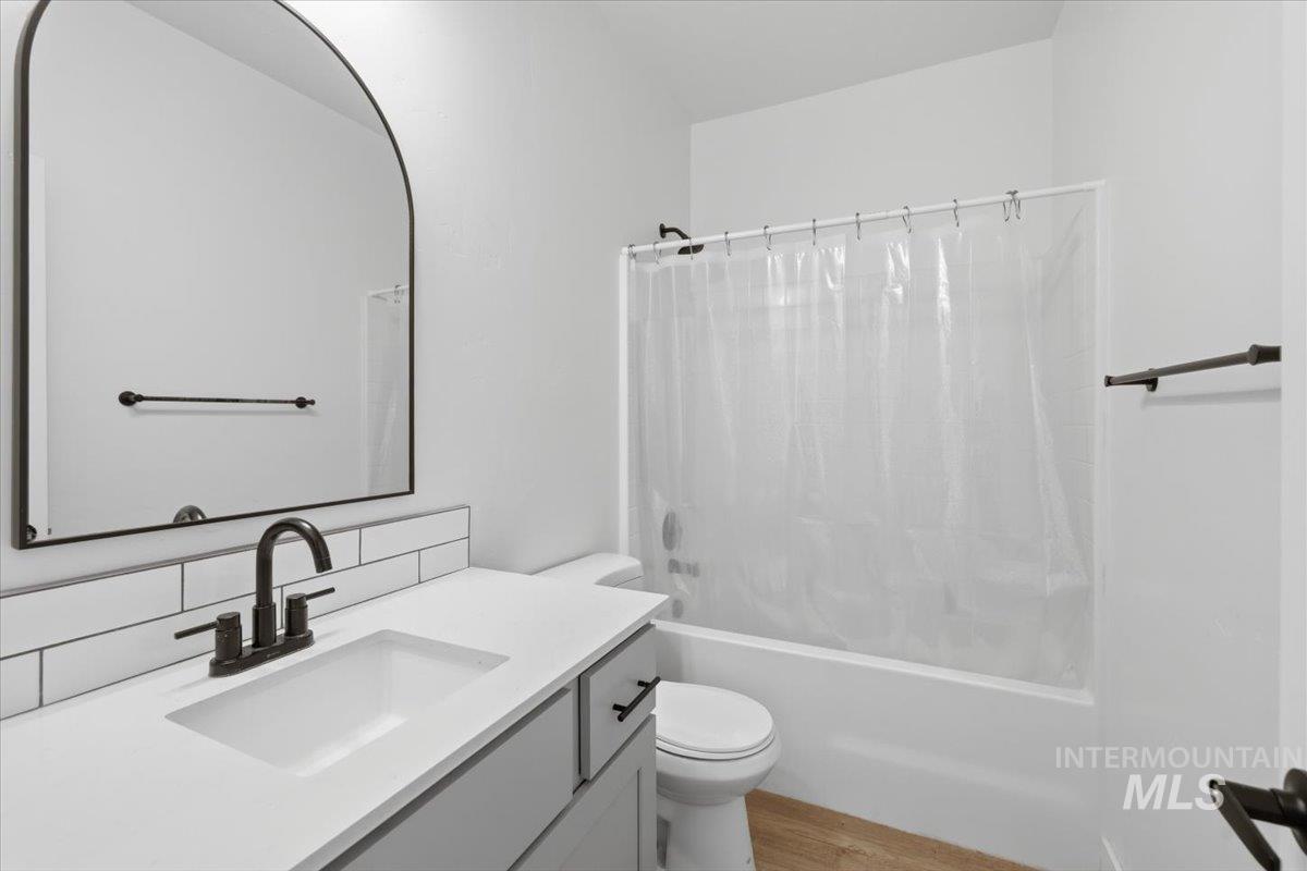 108 N Trifecta Lane Property Photo 24