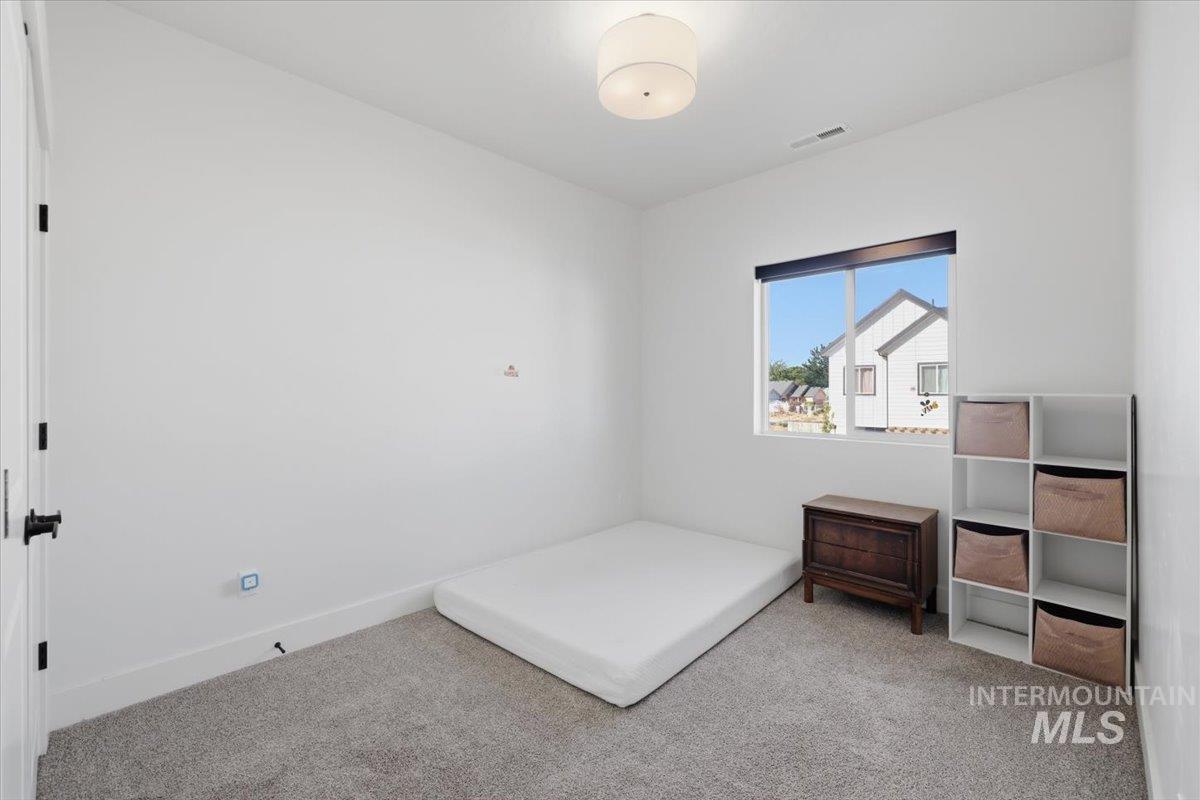 108 N Trifecta Lane Property Photo 25