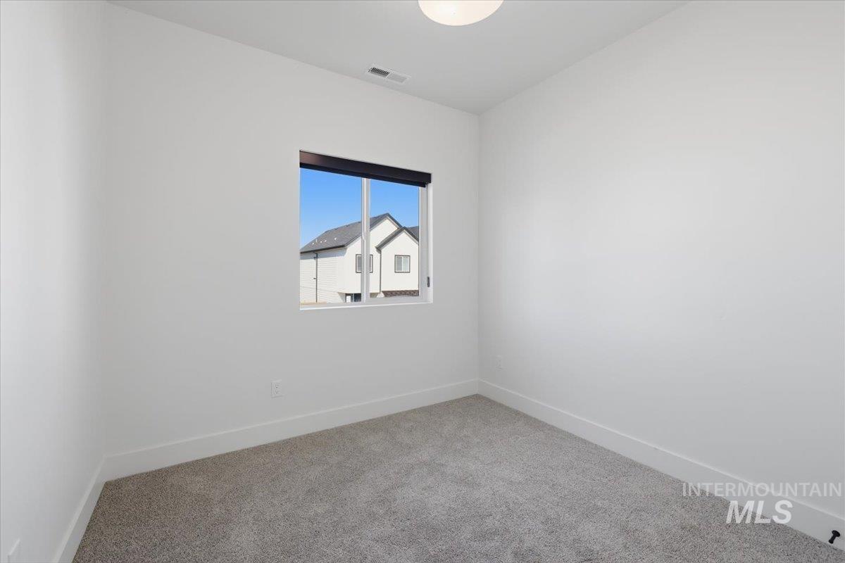 108 N Trifecta Lane Property Photo 26