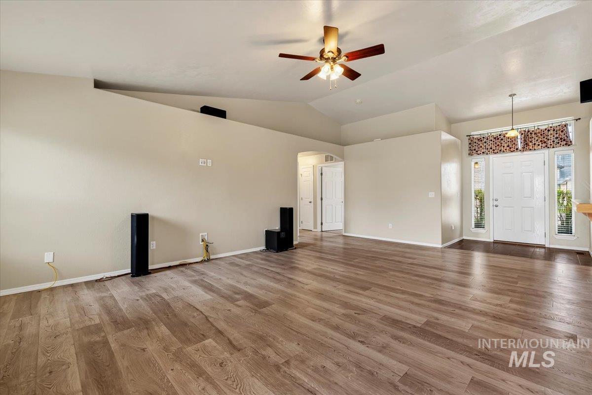 9138 S Red Delicious Property Photo 11