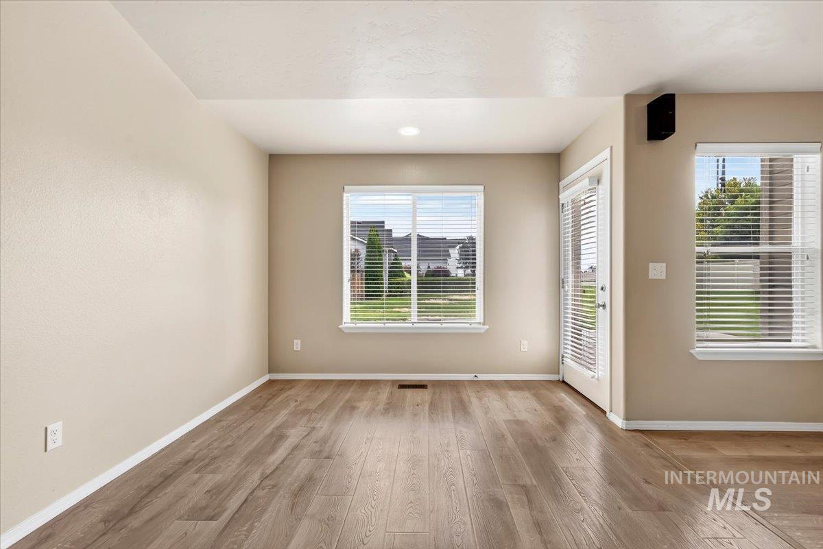 9138 S Red Delicious Property Photo 14