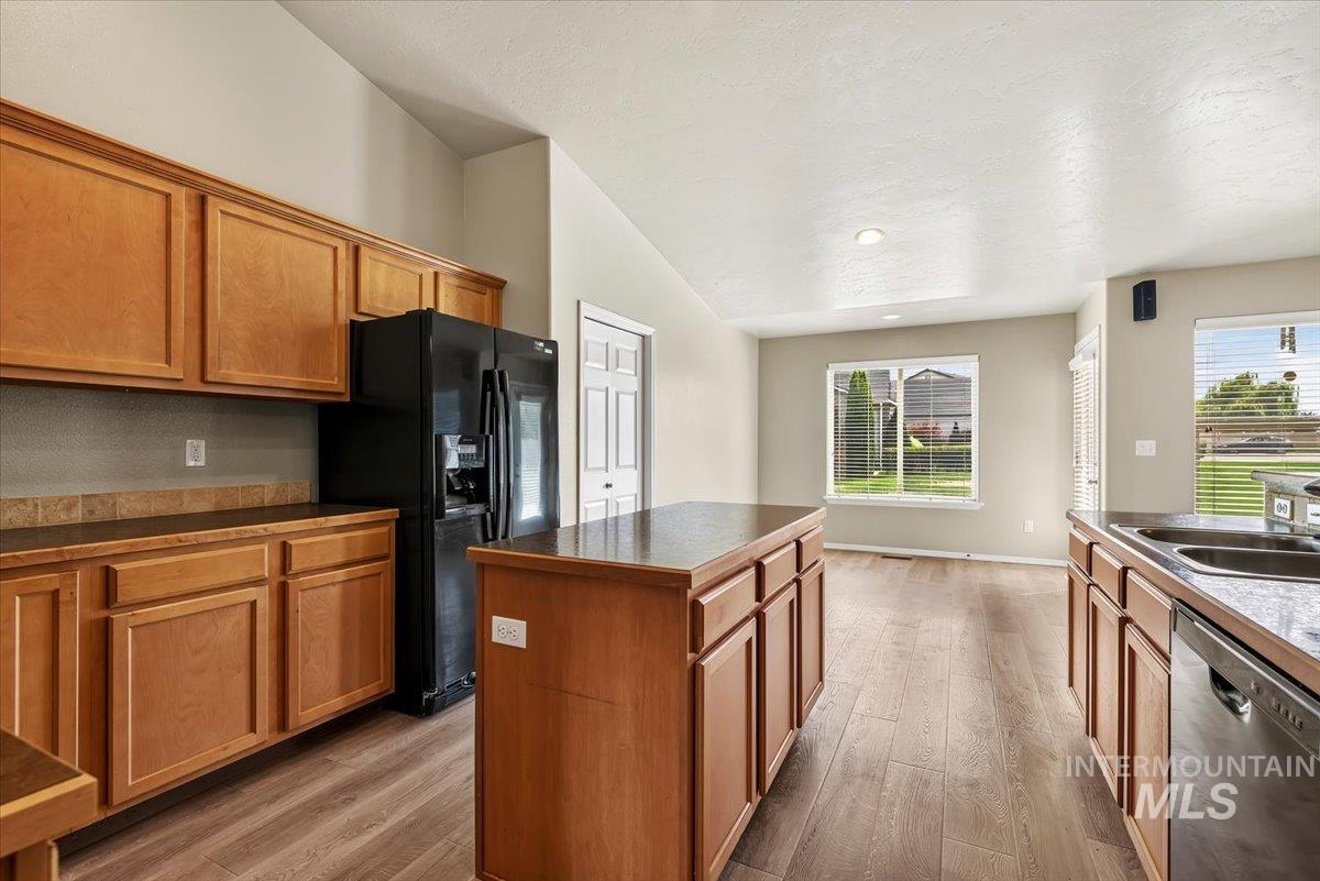 9138 S Red Delicious Property Photo 18