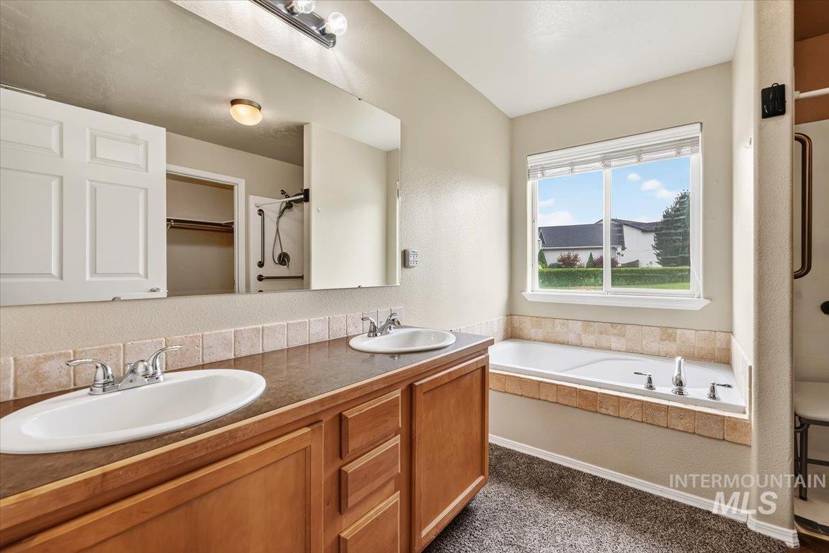 9138 S Red Delicious Property Photo 26
