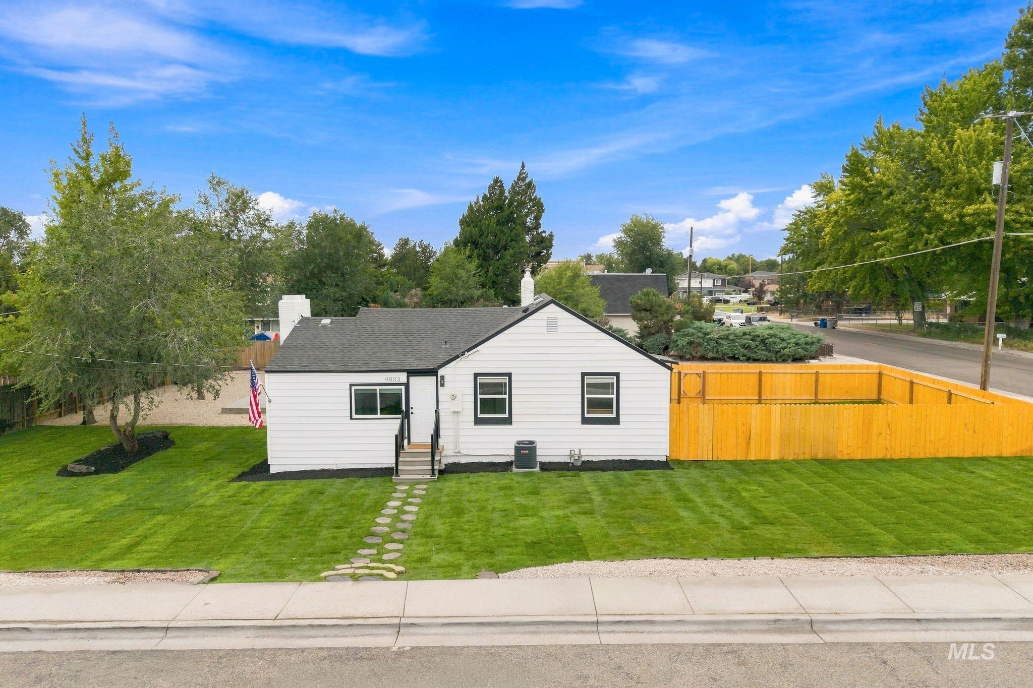 4803 W Targee St Property Photo 5