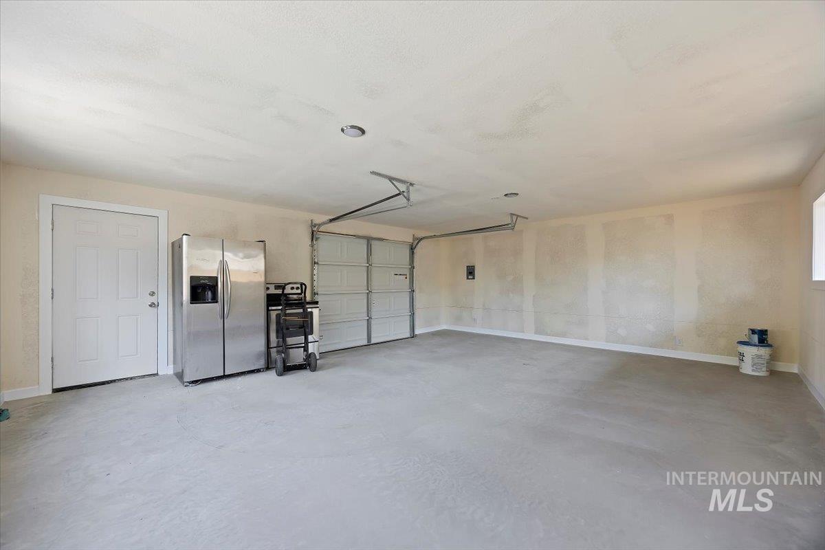 235 Washington St N Property Photo 24