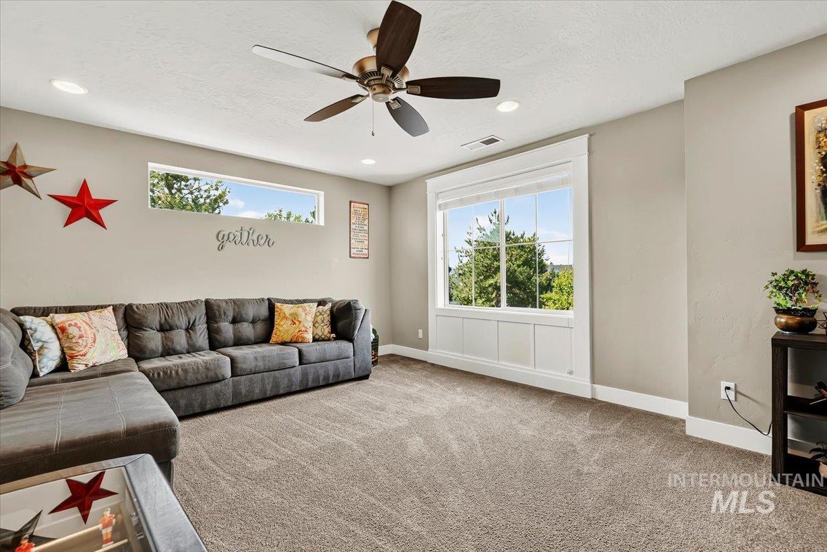 25 W Heston Dr Property Photo 24