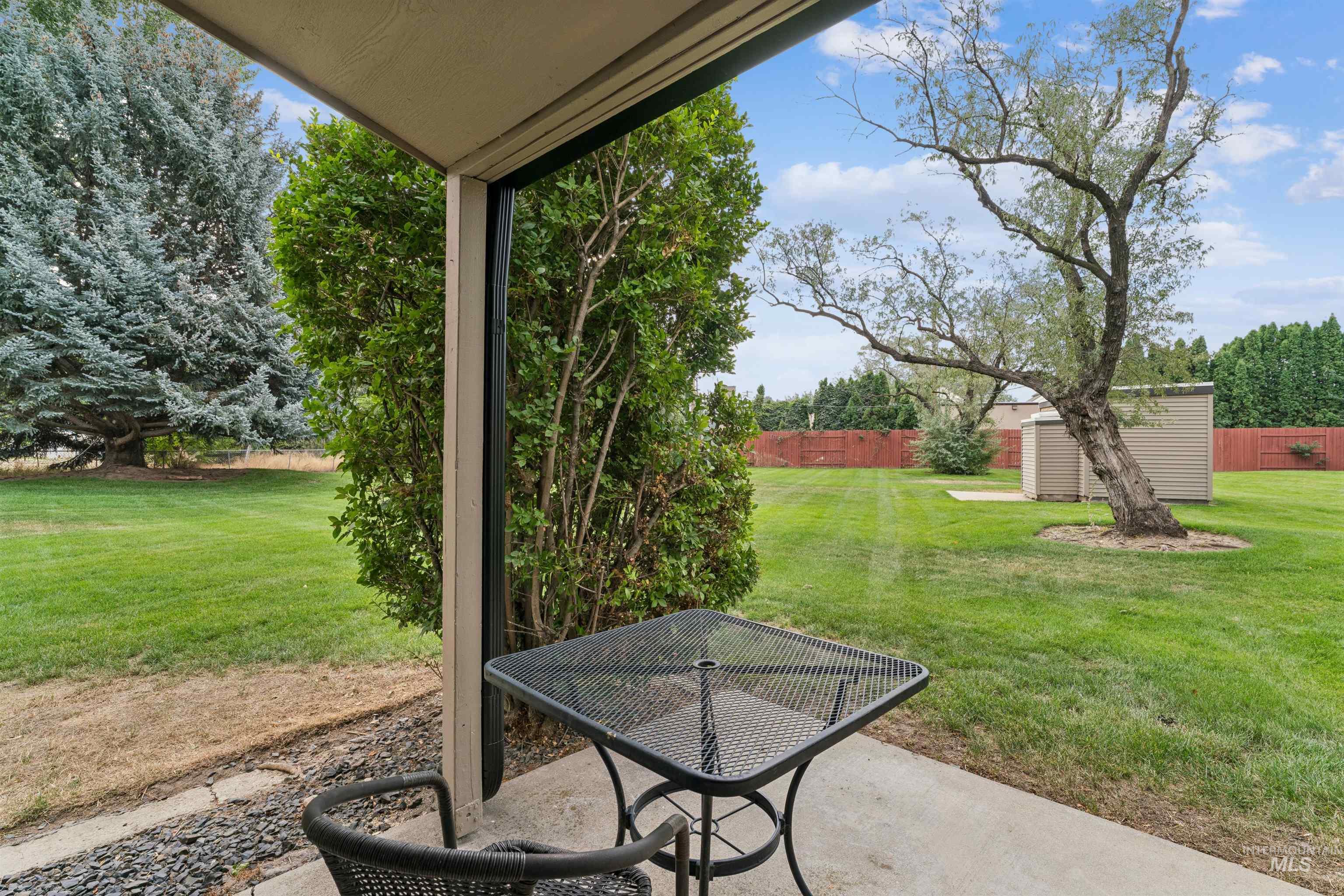 272 N Eagle Glen Ln. Property Photo 34