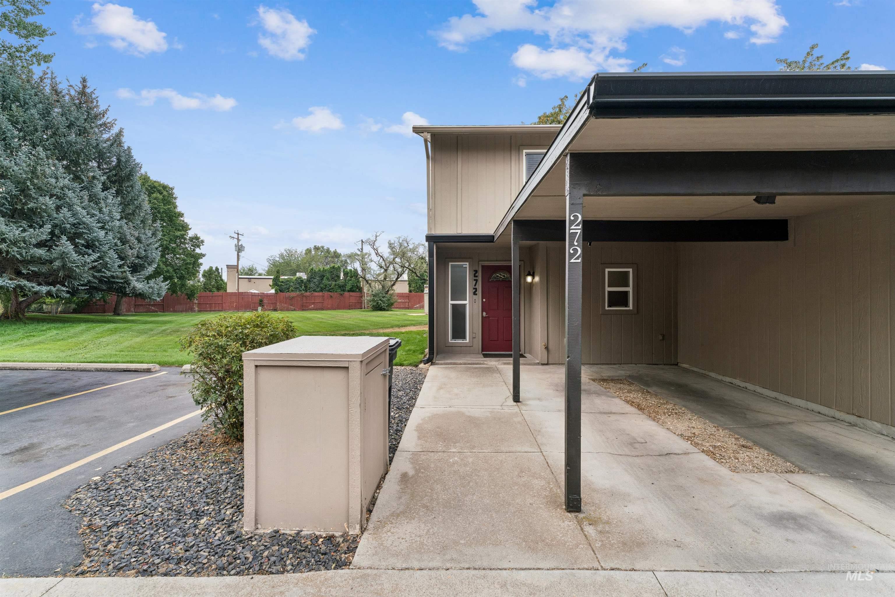 272 N Eagle Glen Ln. Property Photo 49