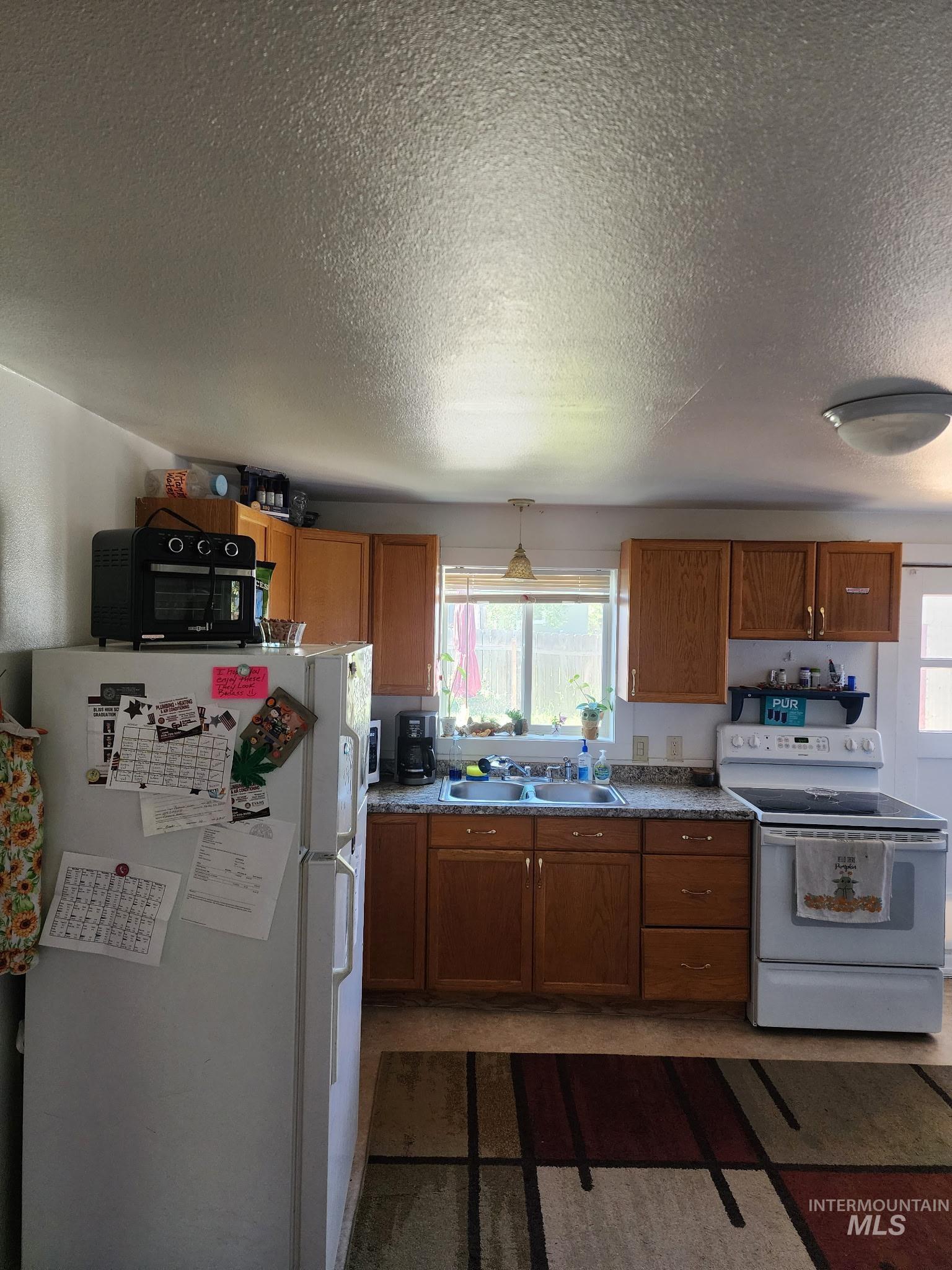 318 E Camas Ave Property Photo 7