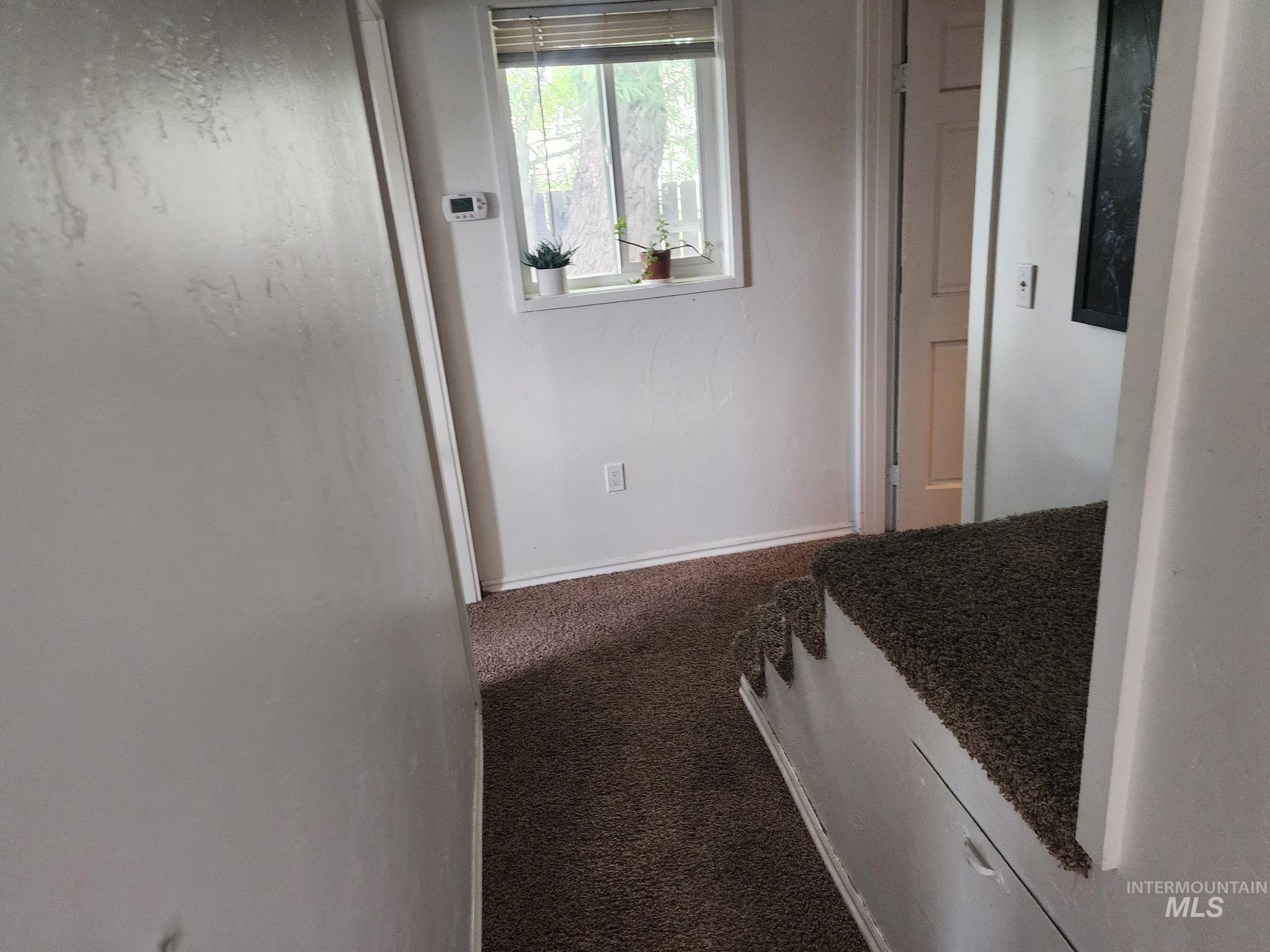 318 E Camas Ave Property Photo 9