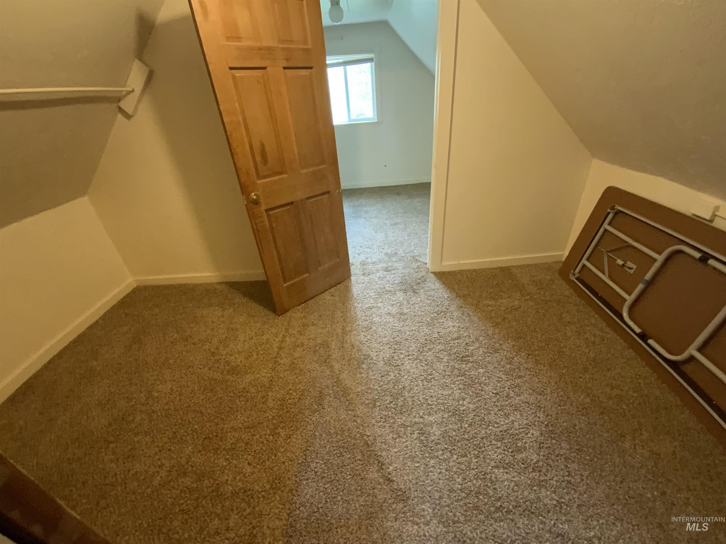 318 E Camas Ave Property Photo 15