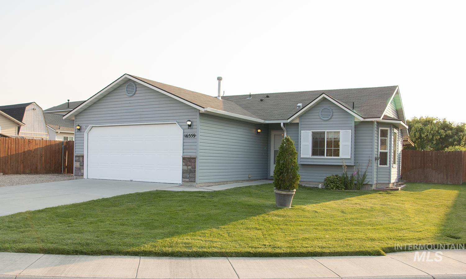16559 Bayou Way Property Photo 2