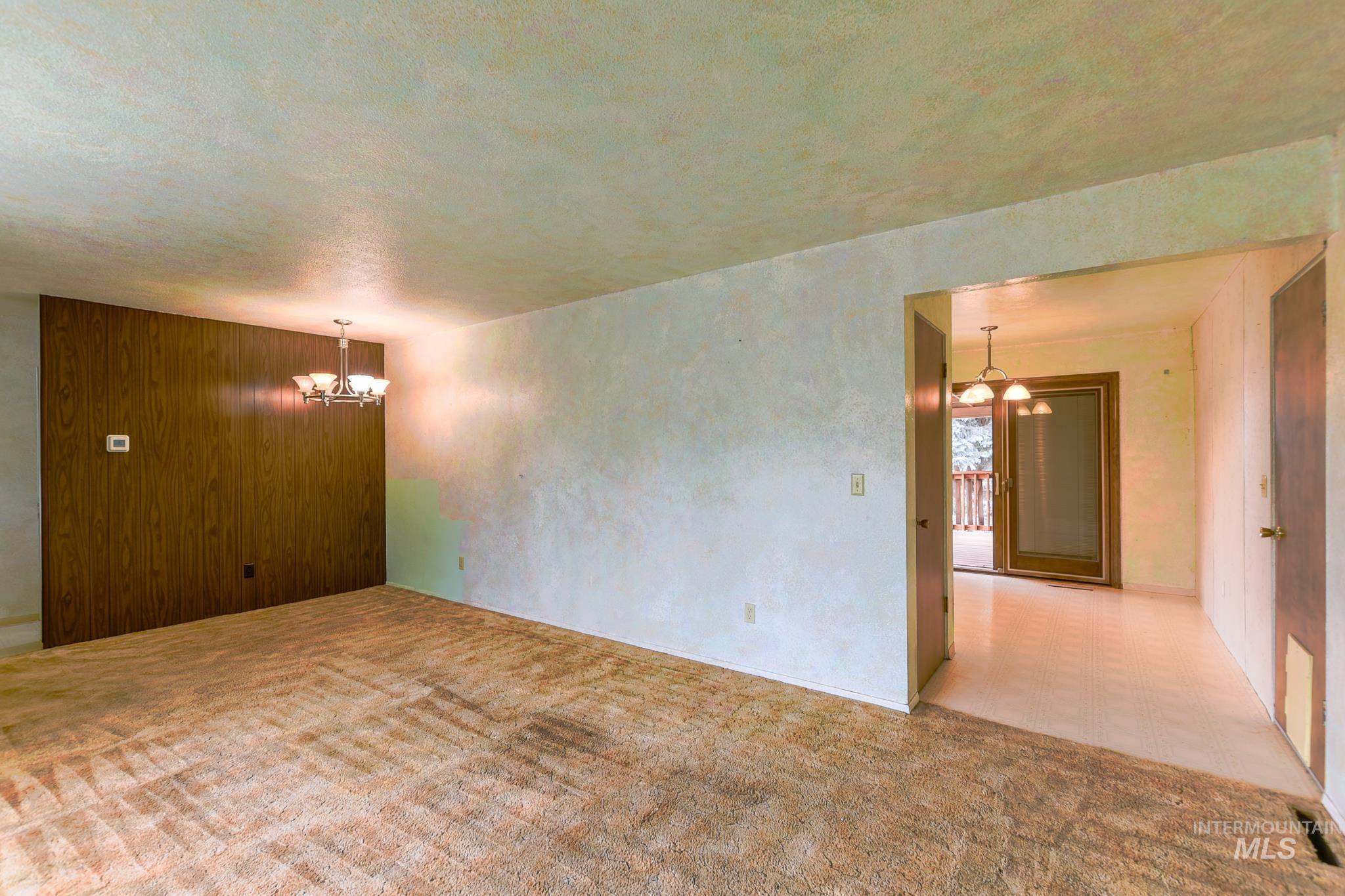 1829 Powers Ave. Property Photo 11