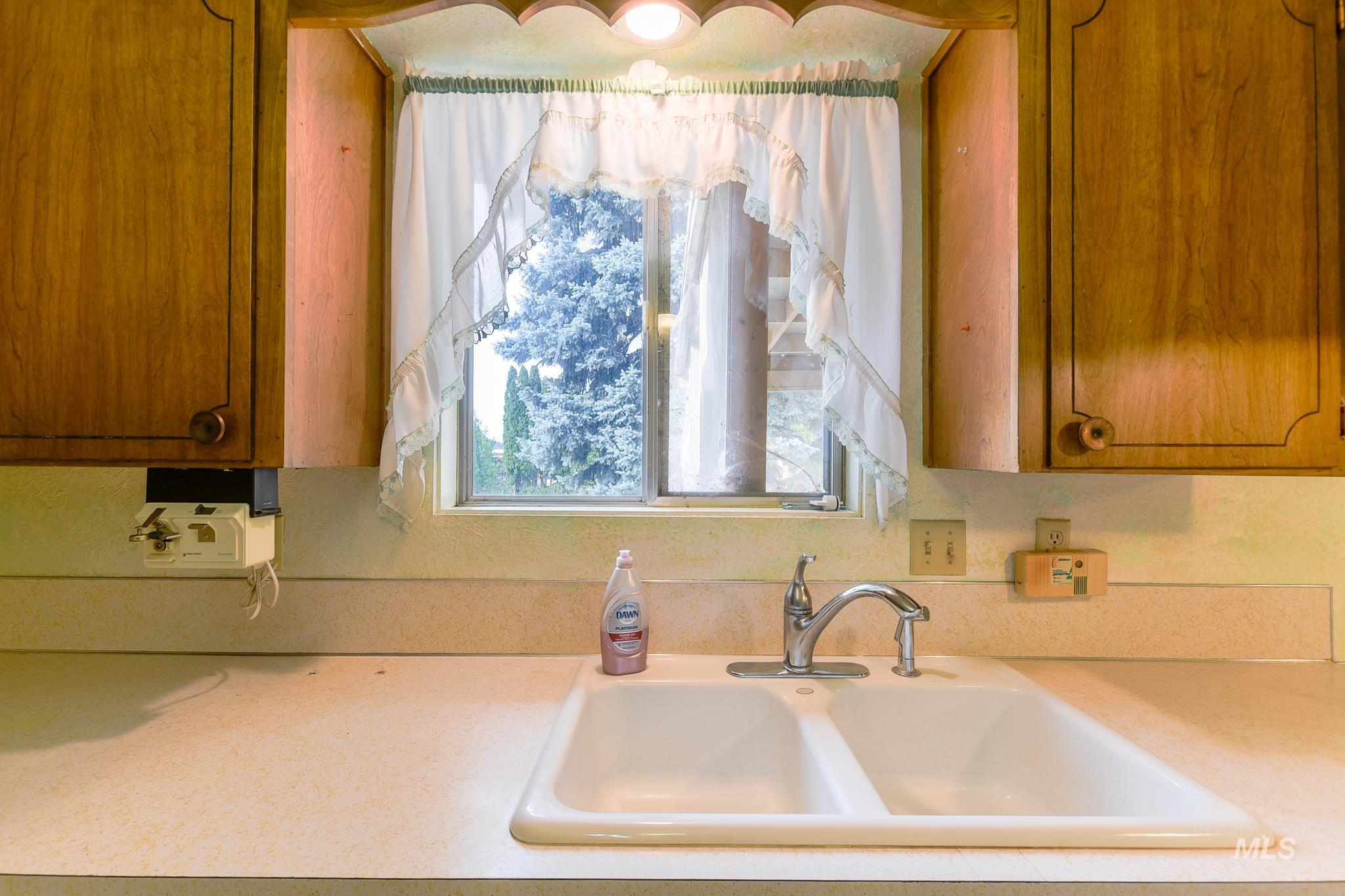 1829 Powers Ave. Property Photo 17