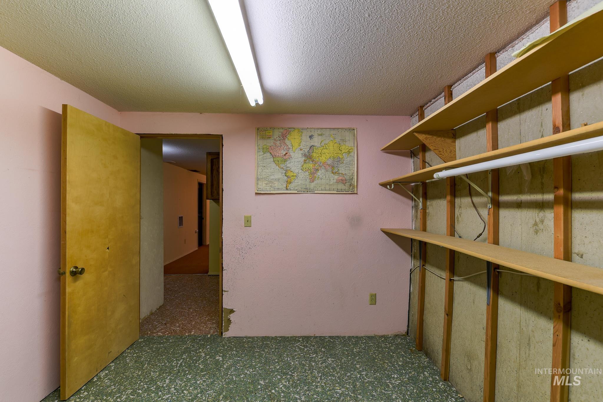 1829 Powers Ave. Property Photo 33